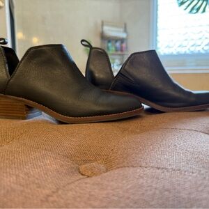 Lucky Brand Black Leather Booties